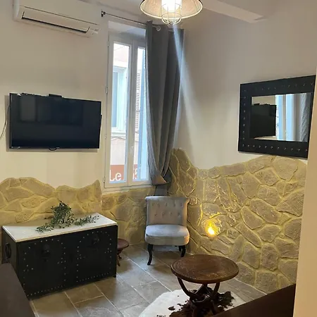 Apartment Logis Centre Historique 4 Personnes - Soleil Levant La Ciotat